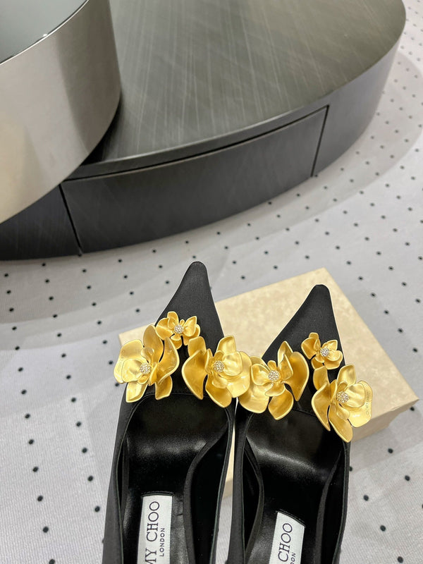 Jimmy Ixia 95 In Black Cowhide Pumps With Flowers 591587