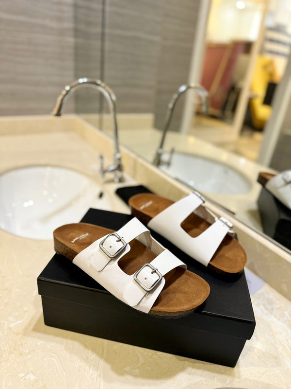 Sandalo piatto SL da donna in pelle di vitello marrone Seude bianca