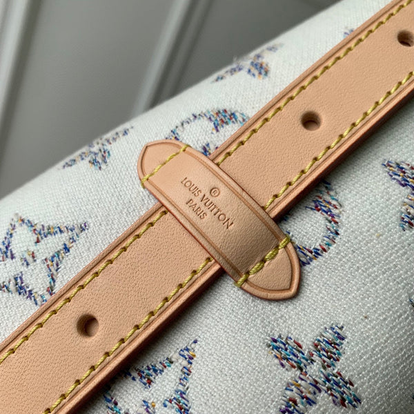 Lv CarryAll 29 Beige Leather White Monogram jacquard fabric