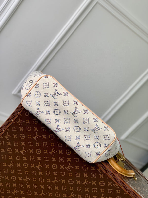 Lv Neverfull MM Beige Leather White Monogram jacquard fabric