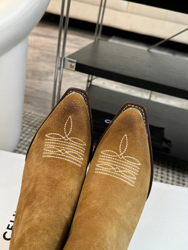 ANKLE BOOTS 45 MM IN PEANUT BROWN SUEDE