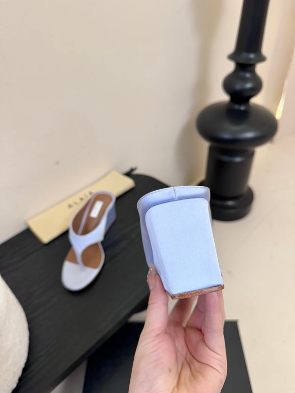 Alaia 25 Cube Thong Mules Blue Satin Sheepskin 297038