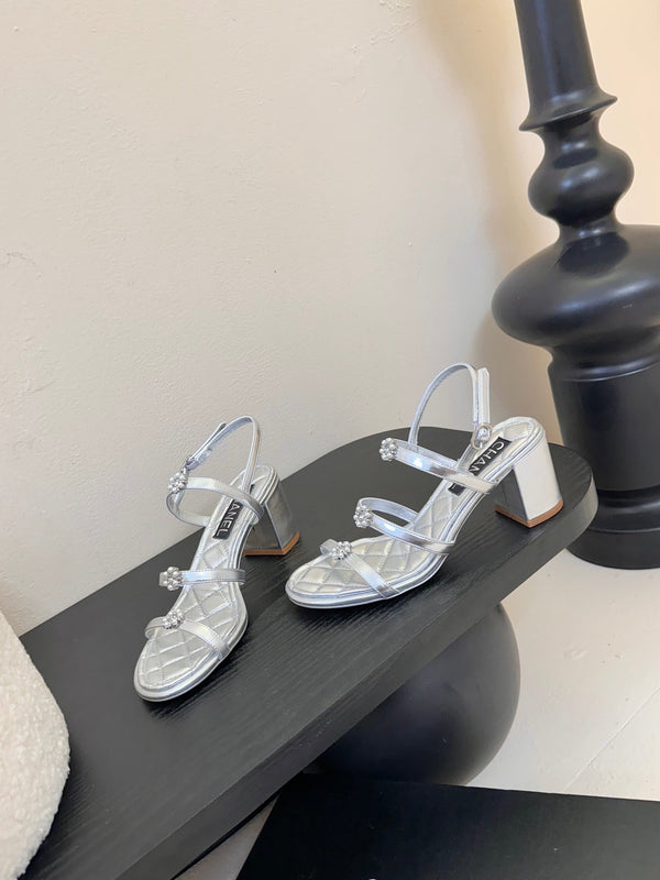 CC 25SS 3 Flowers Heel Sandals 60mm Silver Metallic Sheepskin 351432