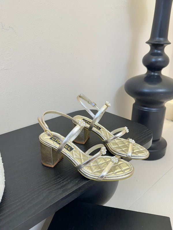 CC 25SS 3 Flowers Heel Sandals 60mm Gold Metallic Sheepskin 351433