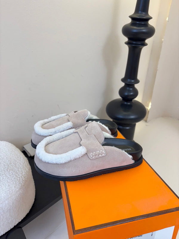 HM slippers birkenstocks light pink suede 478432