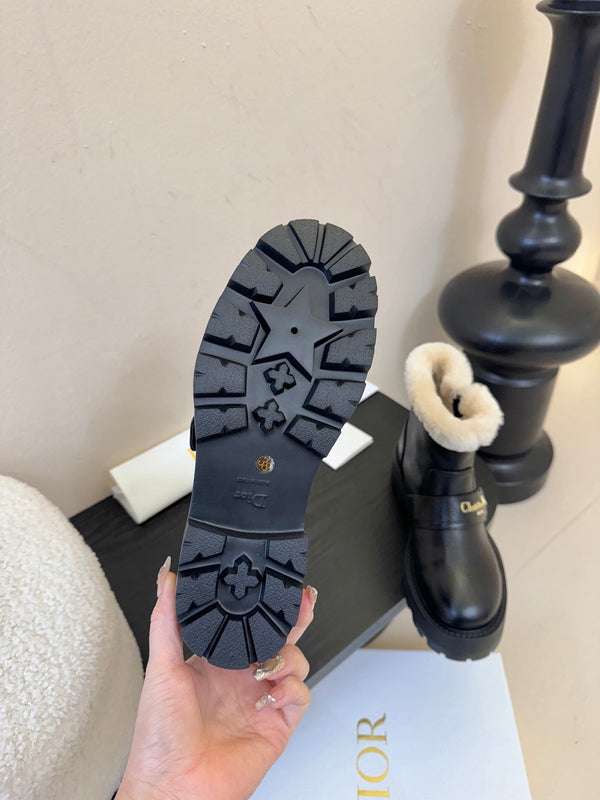 CD Alps D-Quest Ankle Boot Black Grained Calfskin Shearling 530608