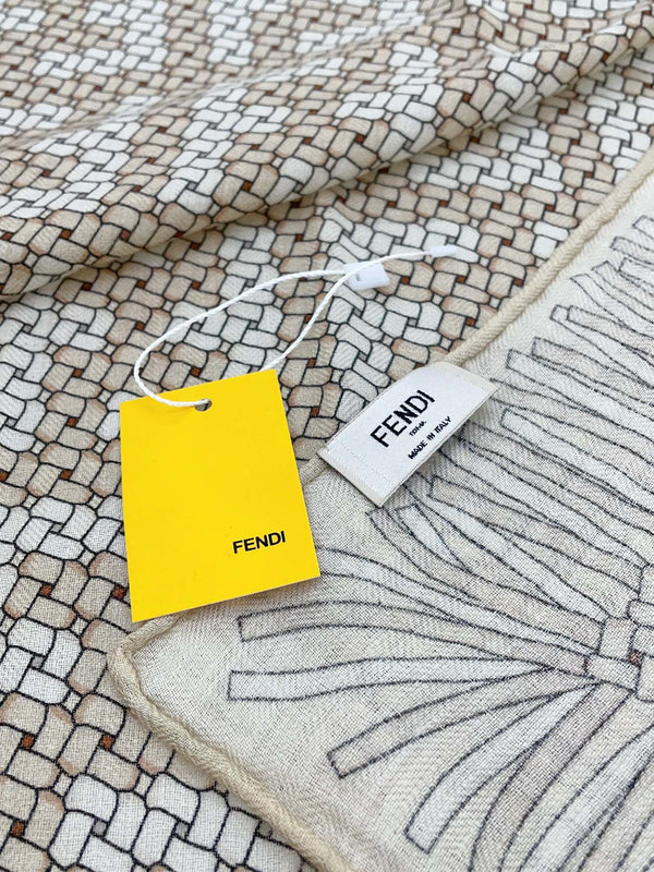 FF PONCHO 140 CM SCRAF IN BEIGE MONOGRAM SILK CASHMERE