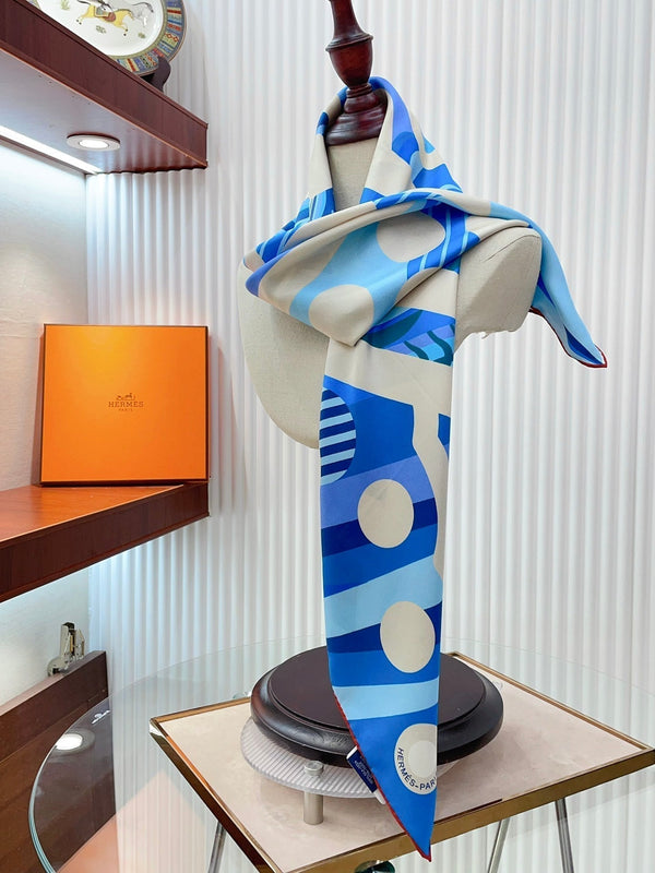 Le Reve De Julia Scarf 90 CM In Blue Colorful Silk Twill 198578