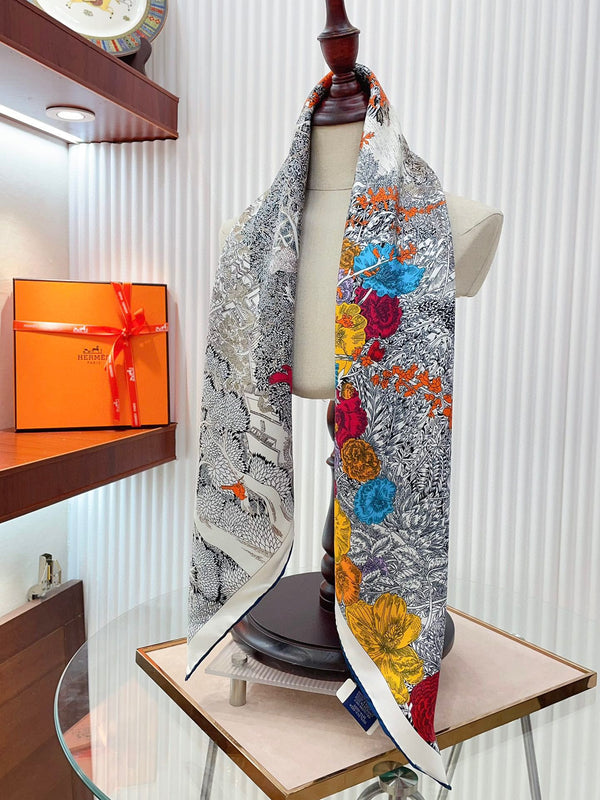 Retour A La Nature Shawl 90 CM In Grey Colorful Silk Twill 198583