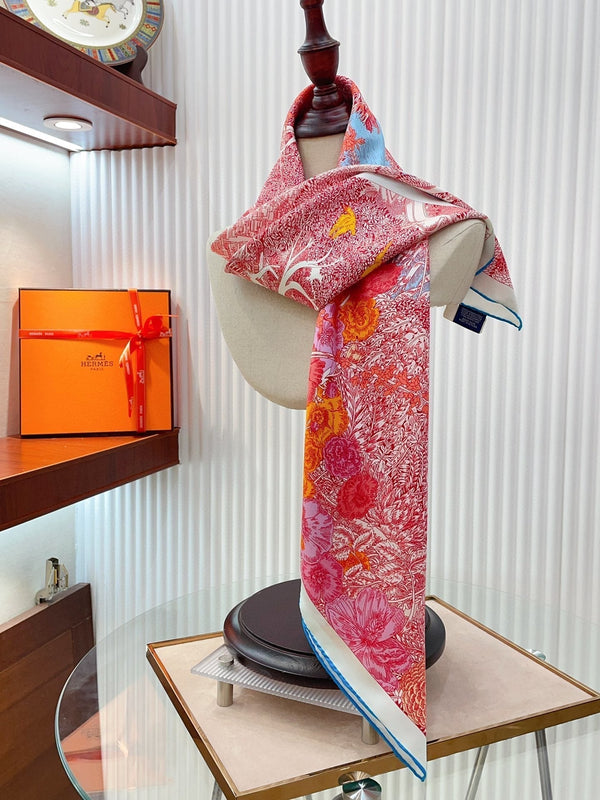 Retour A La Nature Shawl 90 CM In Pink Colorful Silk Twill 198584