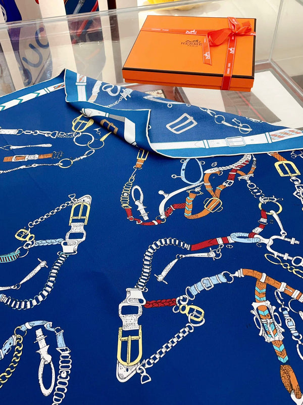 Chevaux Dechaines Shawl 90 CM In Dark Blue Colorful Silk Twill 201032