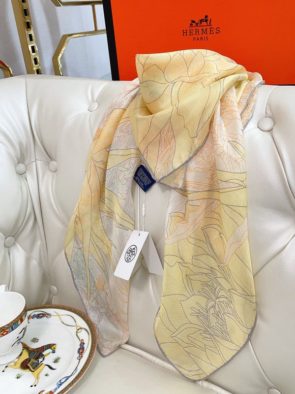 Faubourg Tropical Detail scarf 110 CM In Beige Colorful Silk  208584