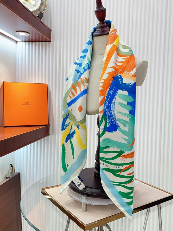 Le Cavalier A La Trompette Scarf 90 CM In Colorful Silk 208590