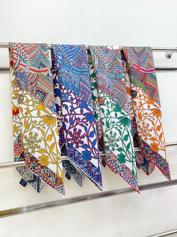 Le Jaguar Et Le Colibri Shawl 90 CM In Yellow Colorful Silk Twill 274206