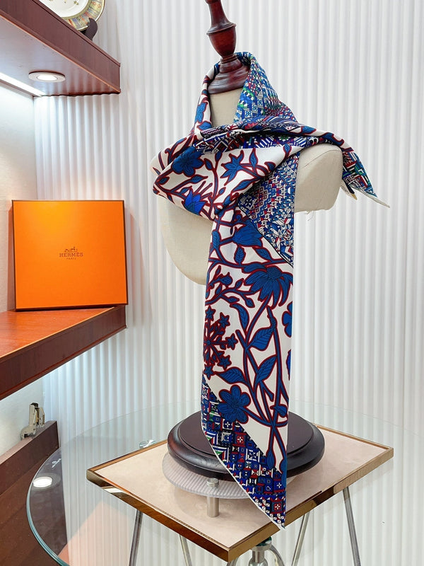 Le Jaguar Et Le Colibri Shawl 90 CM In Blue Colorful Silk Twill 274207