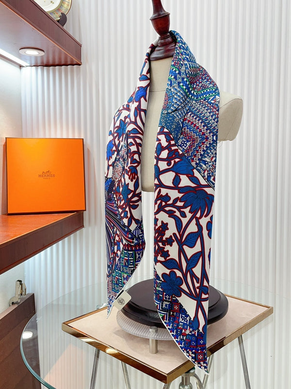 Le Jaguar Et Le Colibri Shawl 90 CM In Blue Colorful Silk Twill 274207