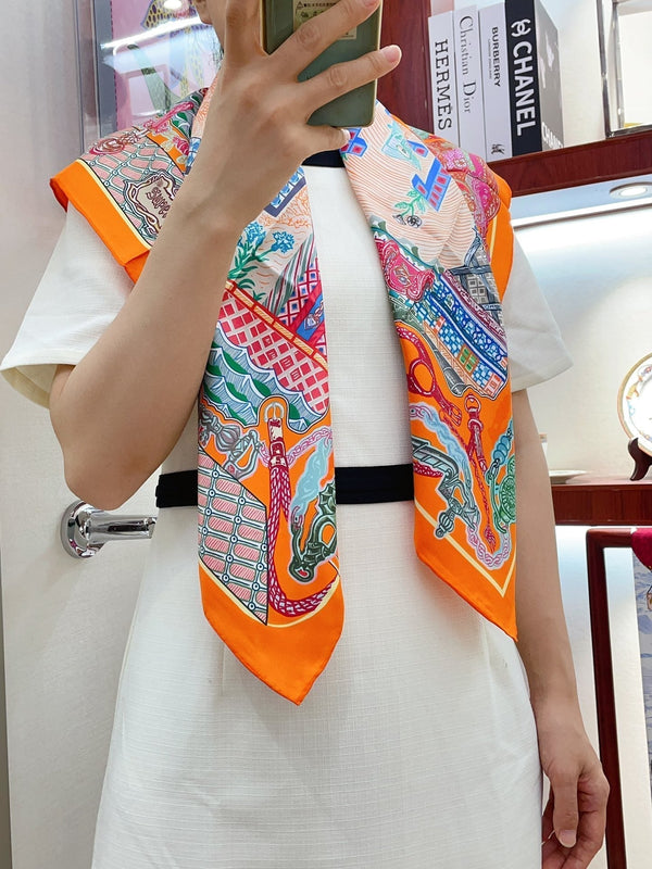 Gavroche Super Silk Quest Détail Scarf 90 CM In Orange Colorful Silk Twill 274212