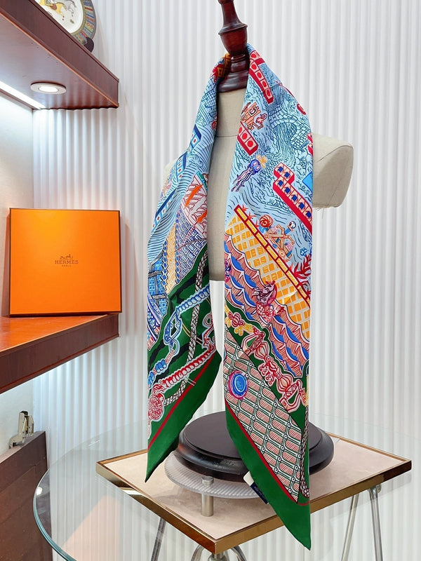 Gavroche Super Silk Quest Détail Scarf 90 CM In Green Colorful Silk Twill 274213