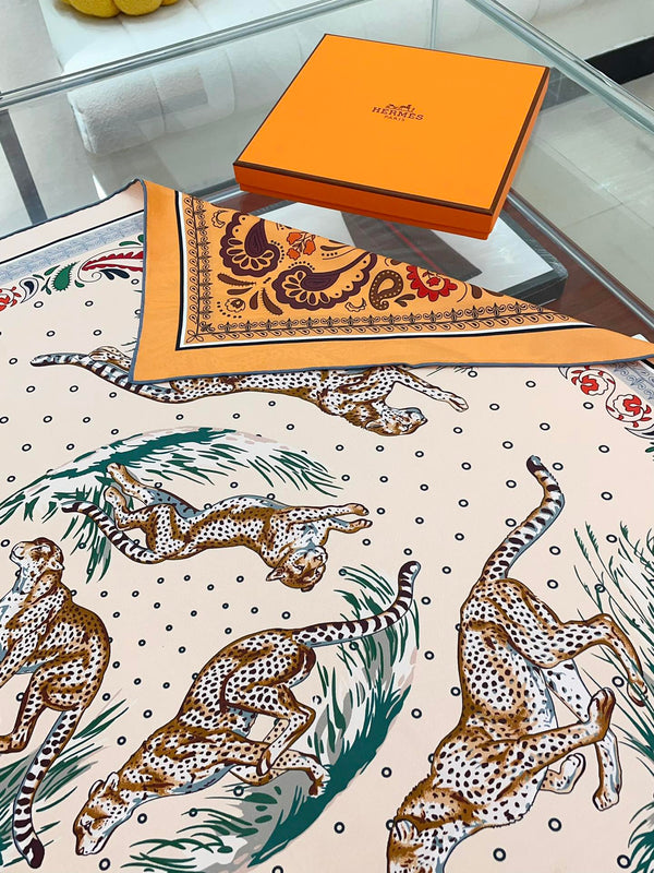 Guepards Bandana Double Face Scarf 90 CM In Colorful Silk 301850