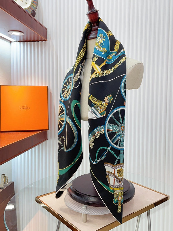 Stately Wheels Scarf 90 CM Black Colorful Silk Twill  312877