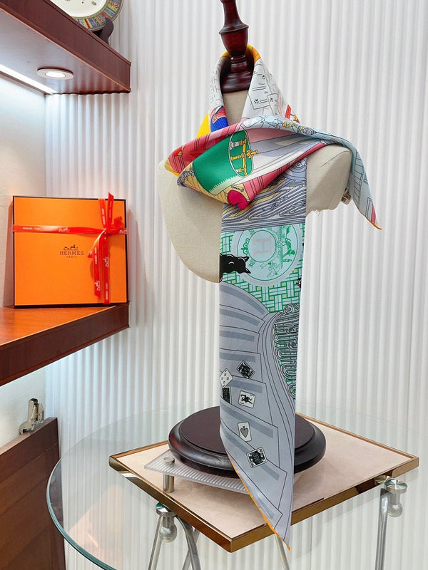 Mystere Au 24 Scarf 90 CM In Grey Colorful Silk Twill 321936