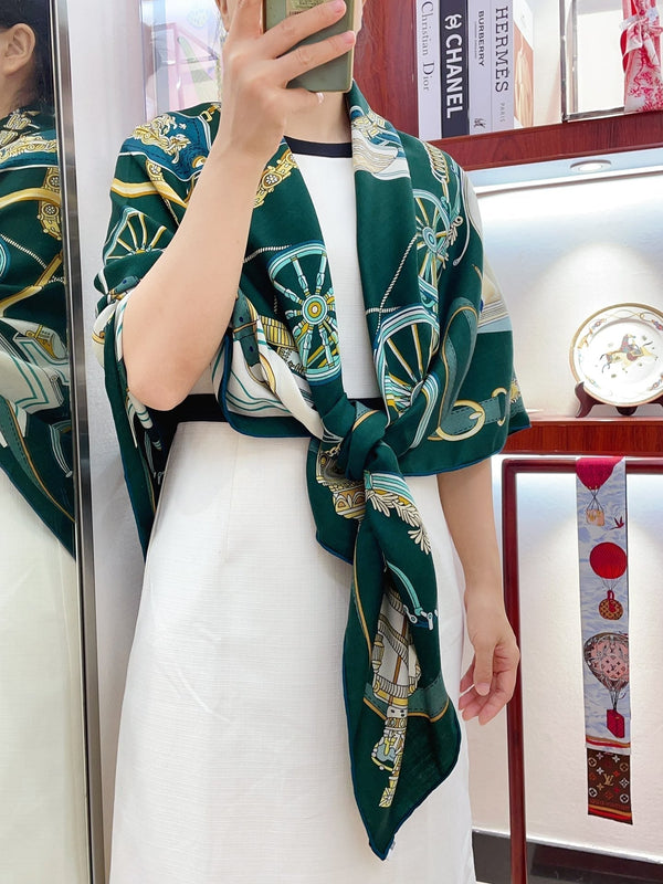 Stately Wheels Scarf 135 CM In Dark Green Colorful Cashmere And Silk 327470