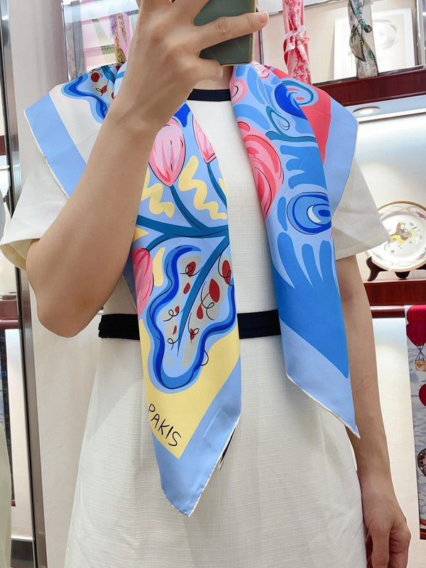 Le Cheval De Kazumi Scarf 90 CM Blue Colorful Silk Twill 347387