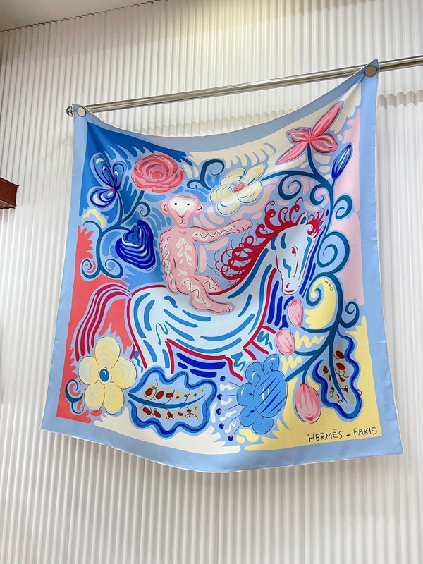 Le Cheval De Kazumi Scarf 90 CM Blue Colorful Silk Twill 347387