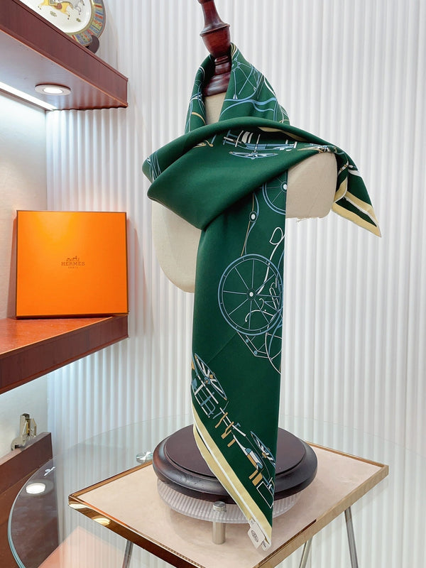 Complication Equestre Scarf 90 CM In Green Coloful Silk Twill  345899
