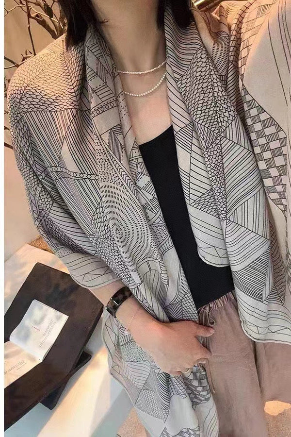 Patchwork Horse Shawl 140 CM In Grey Mix White Cashmere And Silk 350428