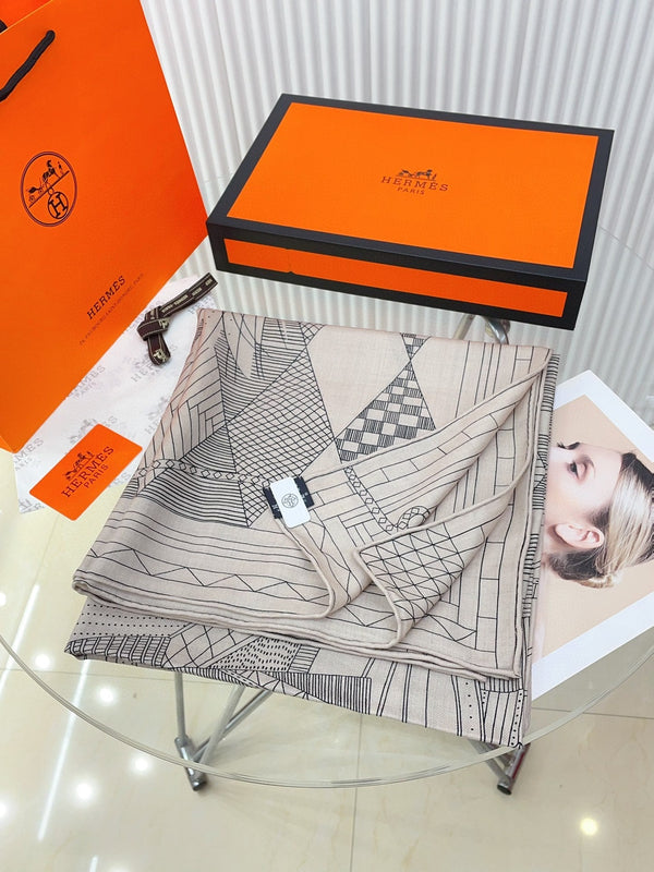 Patchwork Horse Shawl 140 CM In Grey Mix White Cashmere And Silk 350428