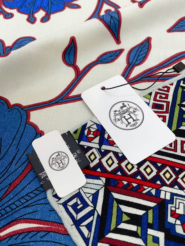 Le Jaguar Et Le Colibri Shawl 135 CM Blue Colorful Cashmere And Silk 357902