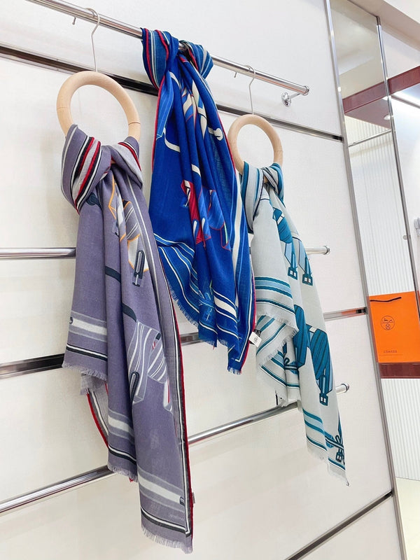 Les Sangles En Finesse Rectangle Scarf 180 CM In Light Blue Coloful Cashmere And Silk 373656