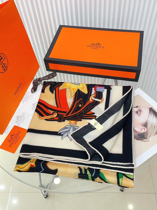 Brides Et Destin Scarf 140 CM In Light Yellow Colorful Cashmere Silk 375373