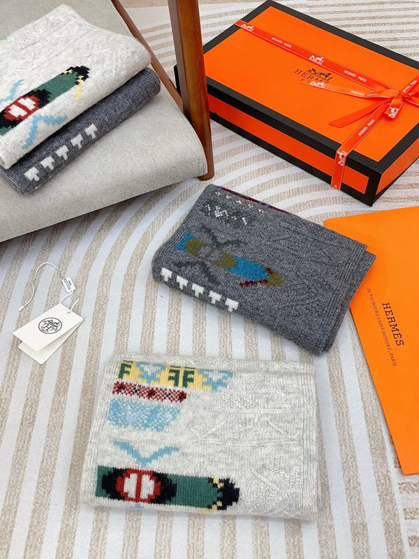 Scarf 120 CM In White Grey Hand Woven Cashmere 401166