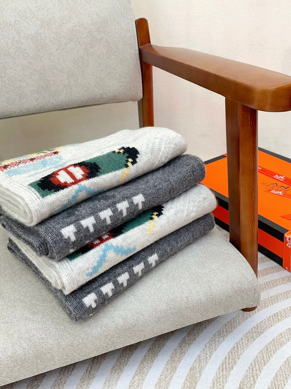 Scarf 120 CM In Grey Black Hand Woven Cashmere 401167