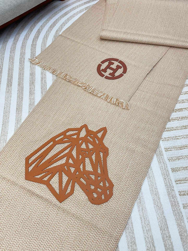 Scarf 200 CM Beige Thick Knit Fabric