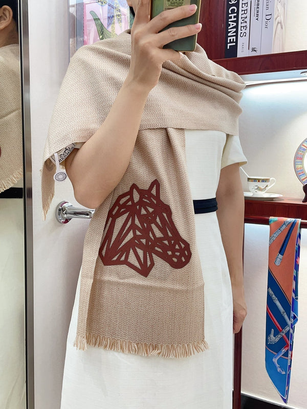 Scarf 200 CM Beige Thick Knit Fabric