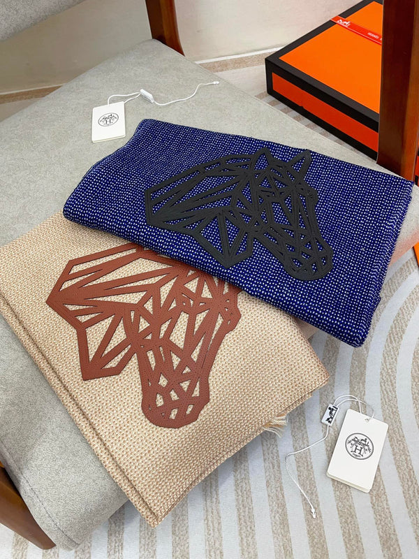 Scarf 200 CM Beige Thick Knit Fabric