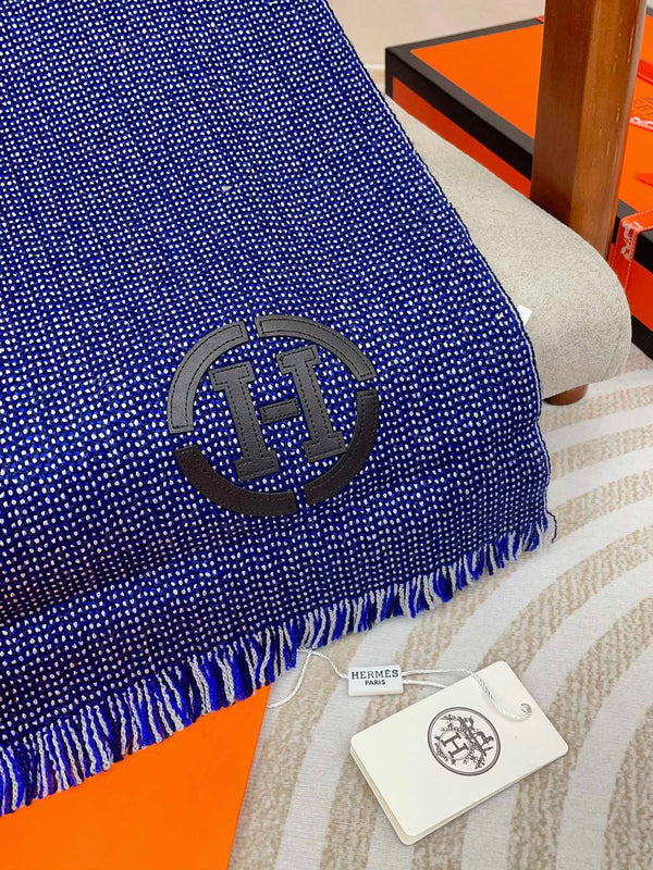 Scarf 200 CM Blue Thick Knit Fabric