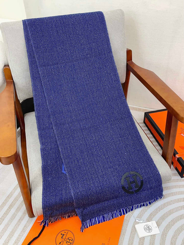 Scarf 200 CM Blue Thick Knit Fabric