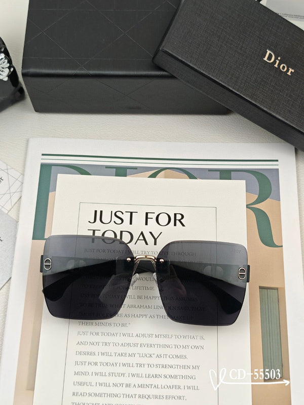 OCCHIALI DA SOLE MONTAIGNE 55503 IN ACETATO