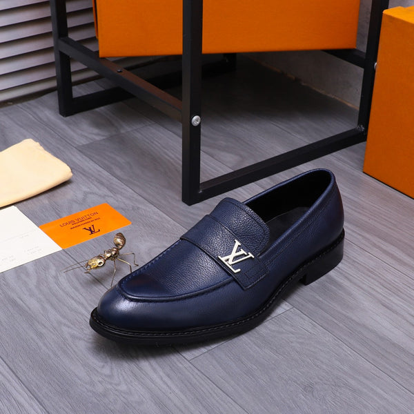 MOCASSINO LV SAINT GERMAIN IN PELLE DI VITELLO GRANULATA BLU BACCHE