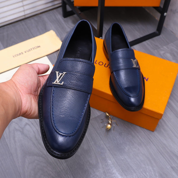 MOCASSINO LV SAINT GERMAIN IN PELLE DI VITELLO GRANULATA BLU BACCHE