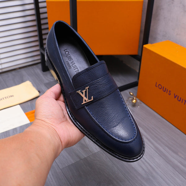 MOCASSINO LV SAINT GERMAIN IN PELLE DI VITELLO GRANULATA BLU BACCHE