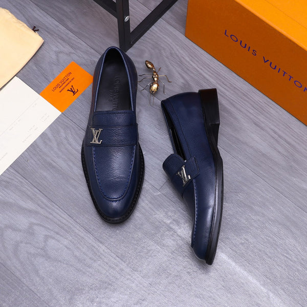 MOCASSINO LV SAINT GERMAIN IN PELLE DI VITELLO GRANULATA BLU BACCHE