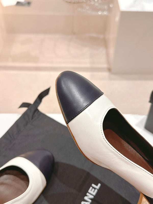 CC 24P SLINGBACKS 45MM WHITE BLACK LAMBSKIN