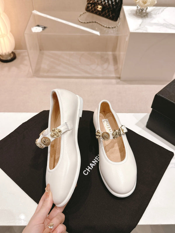 CC MARY JANES CREAM CALFSKIN LIGHT GOLD METALIC