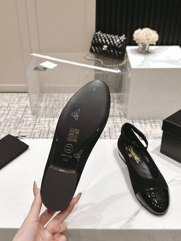 CC Mary Jane in pelle scamosciata e vacchetta nera