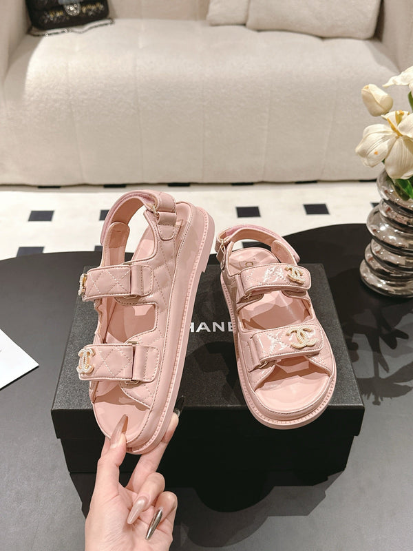 cc 25p logo with pearl sandal pink leather 237586